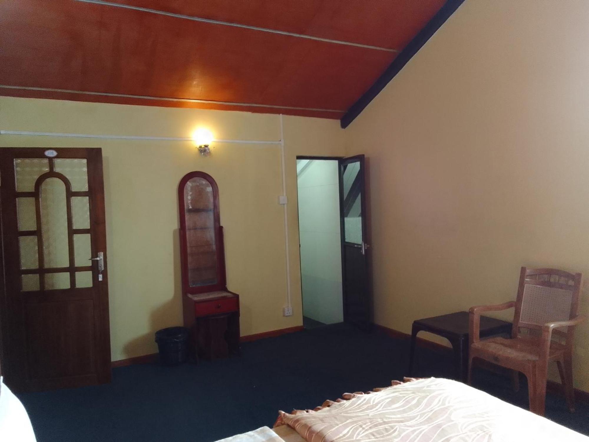 Hotel Himawari Hills Nuwara Eliya Habitación foto